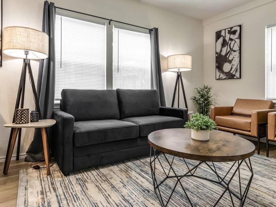 Stylish & Serene Modern Retreat Bartlesville Kültér fotó